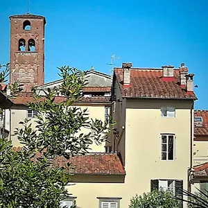 La Butterfly Relais Bed & Breakfast