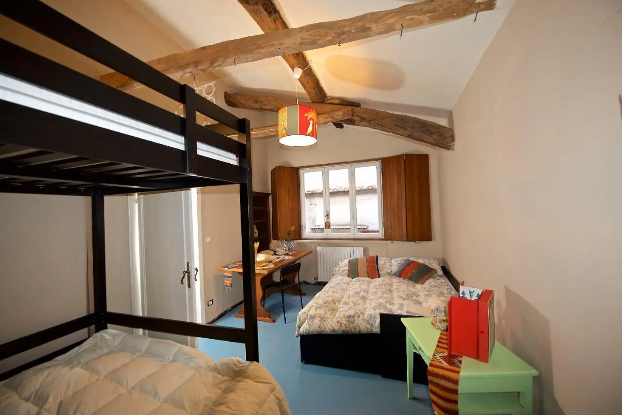 Liberi Mercanti - Guest House Affittacamere Лукка 0*,