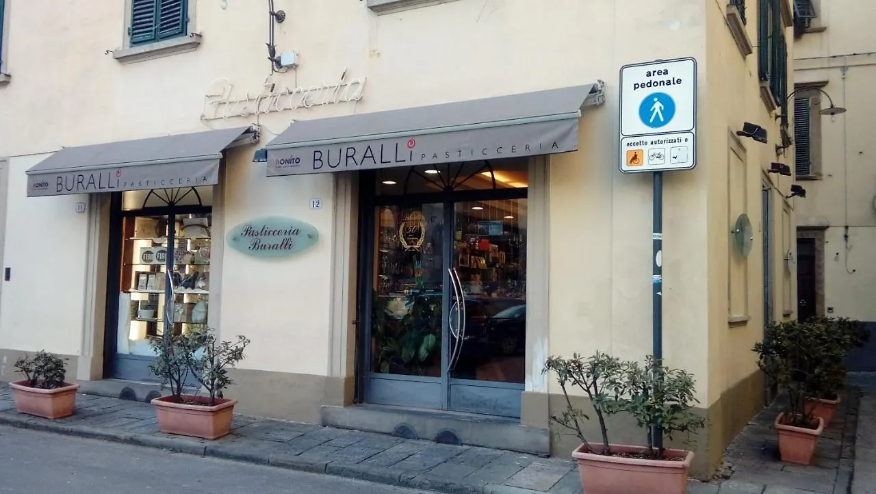 Liberi Mercanti - Guest House Affittacamere Лукка Италия